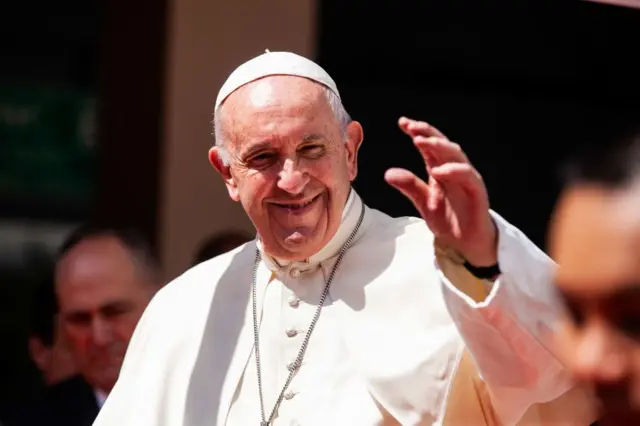 Ceremonia religiosa en memoria del Papa Francisco