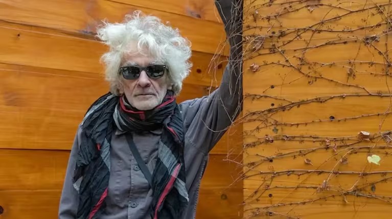 El equipo de "Basta de Chucu" rindió homenaje a Daniel Melingo tras conocerse su fallecimiento