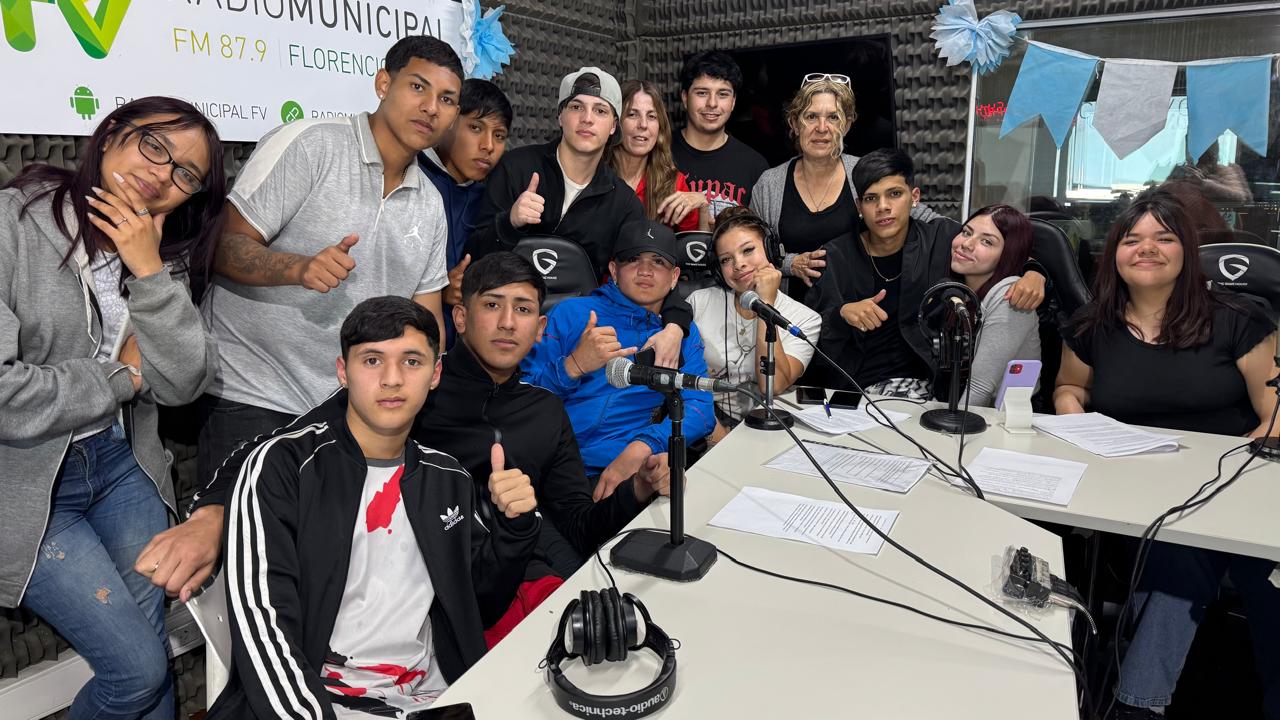 LA RADIO EN TU ESCUELA | ESCUELA SECUNDARIA N°44