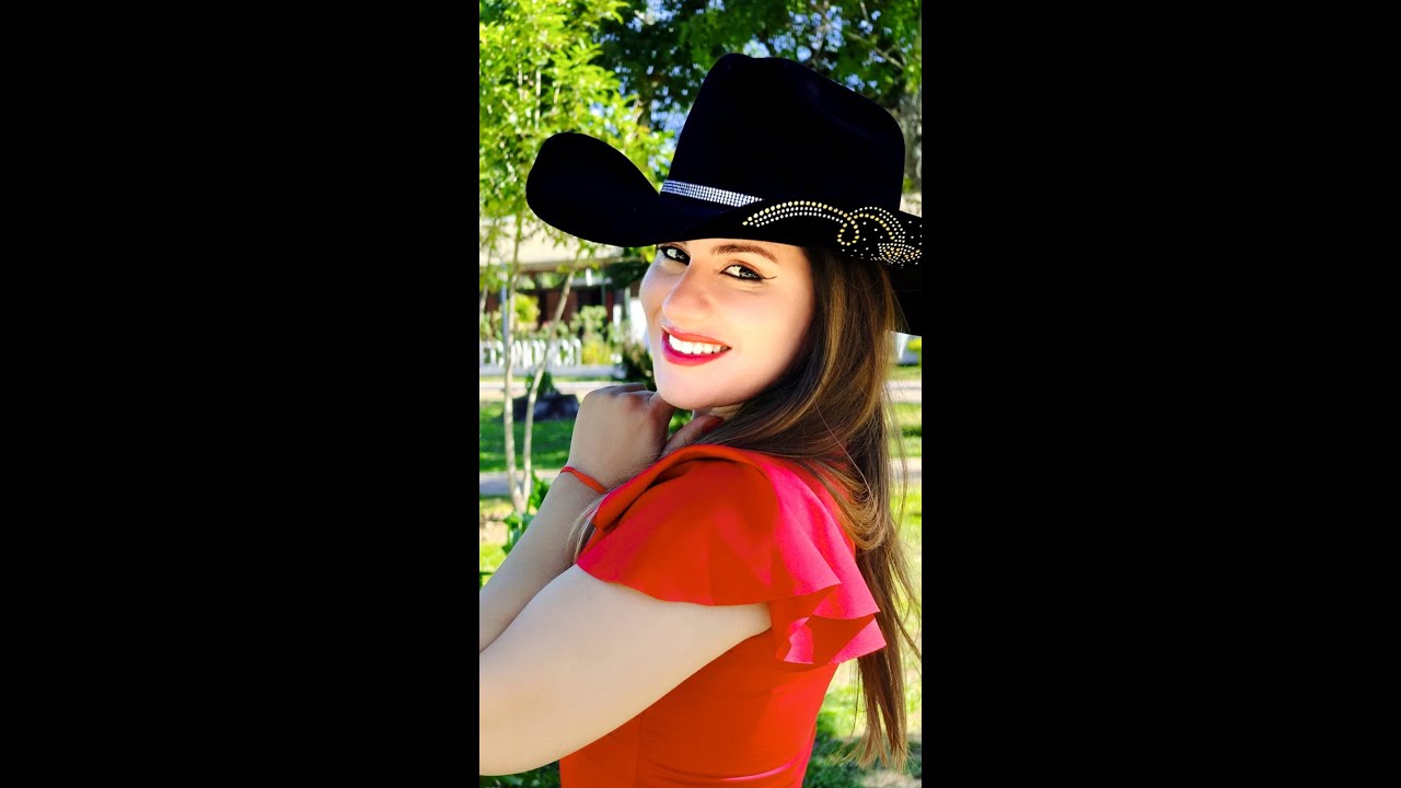 Charlamos con "Corazón de Miel" (cantante correntina)