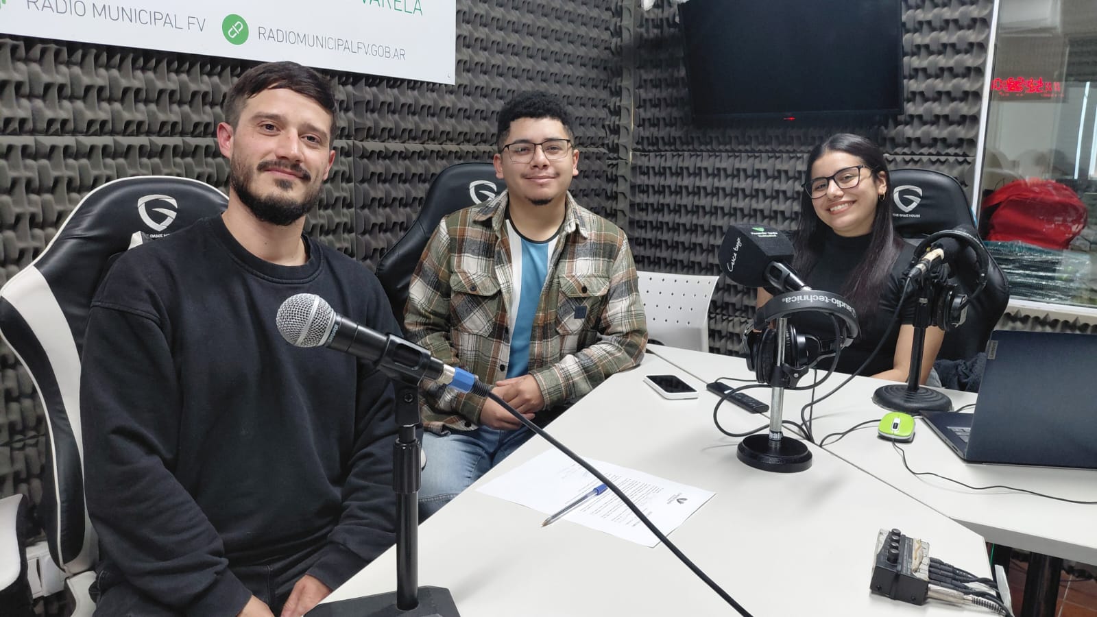 SEMANA DEL PERIODISTA: "Hay que poner en valor nuestra profesión frente a los ataques del más alto funcionario del país", sentenció el periodista Nicolás Canaglia