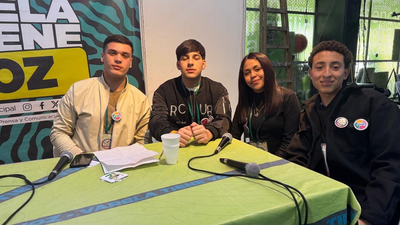 El programa Contener y UES (Unión estudiantil Secundaria) expusieron sus vivencias de la Expo Joven 
