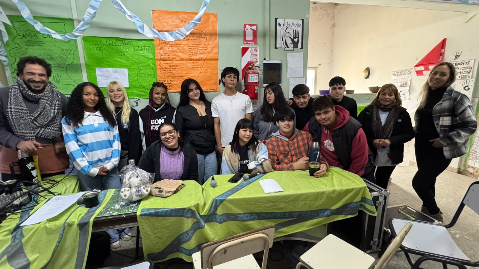 La radio en el patio: Escuela Secundaria N°64