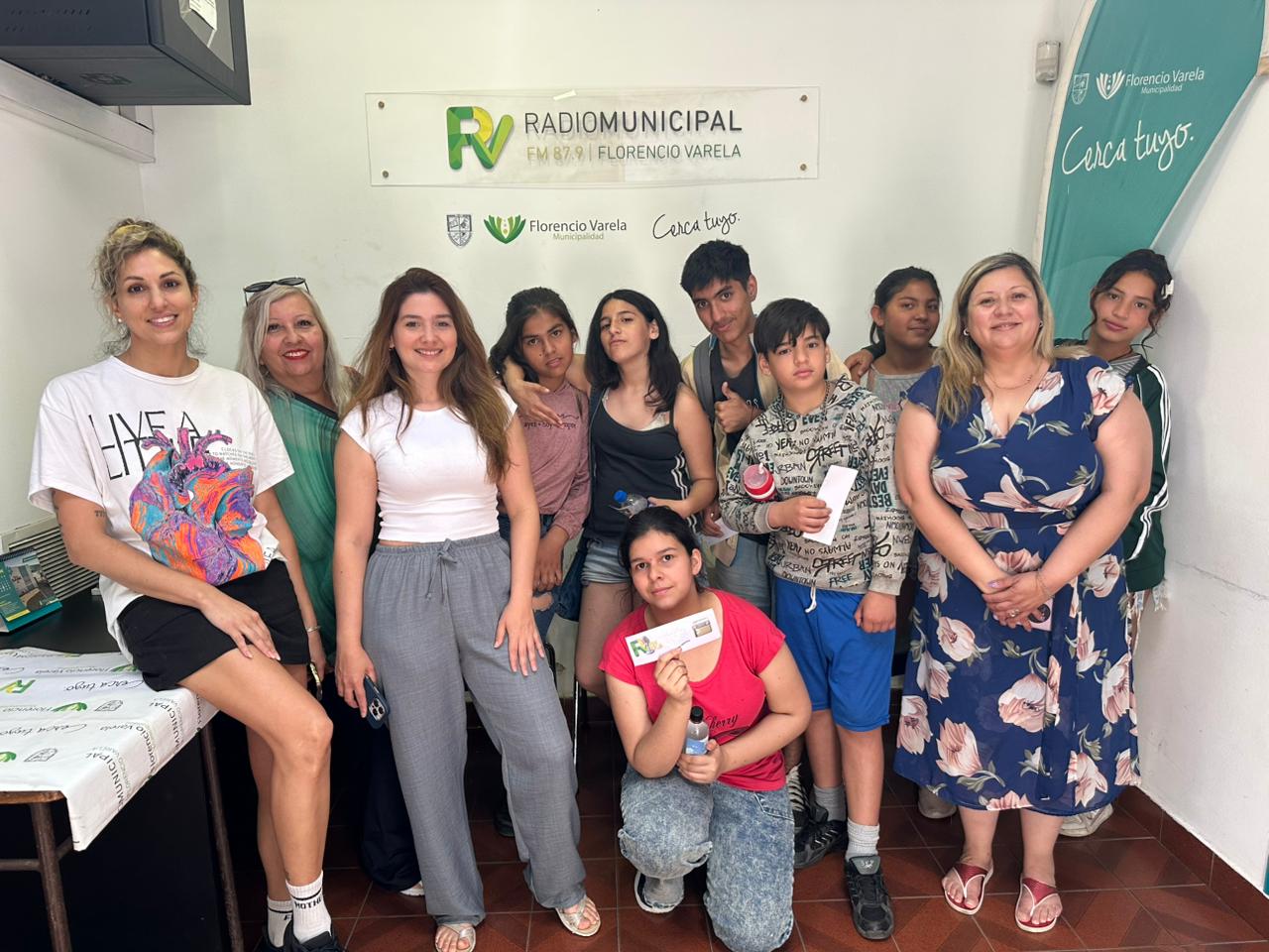Integrantes del Centro Socioeducativo Martina Céspedes cuentan los detalles de su proyecto de RADIO