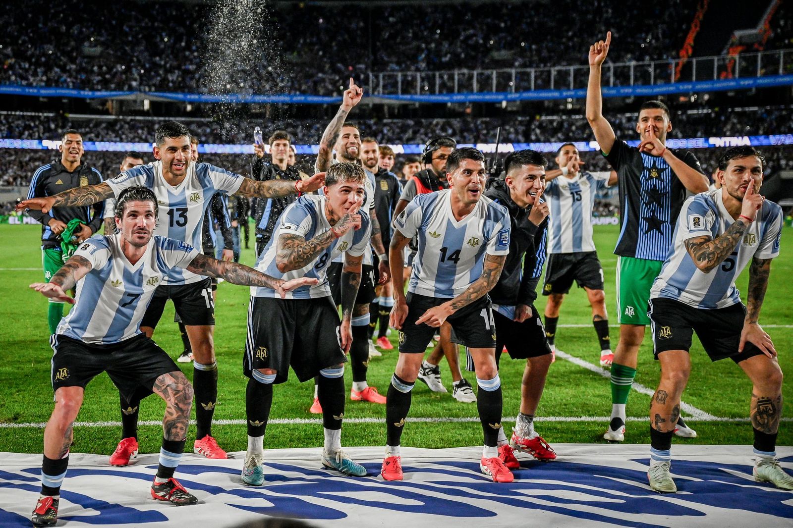 PALIZA: La selección Argentina goleó a Brasil por 4 a 1